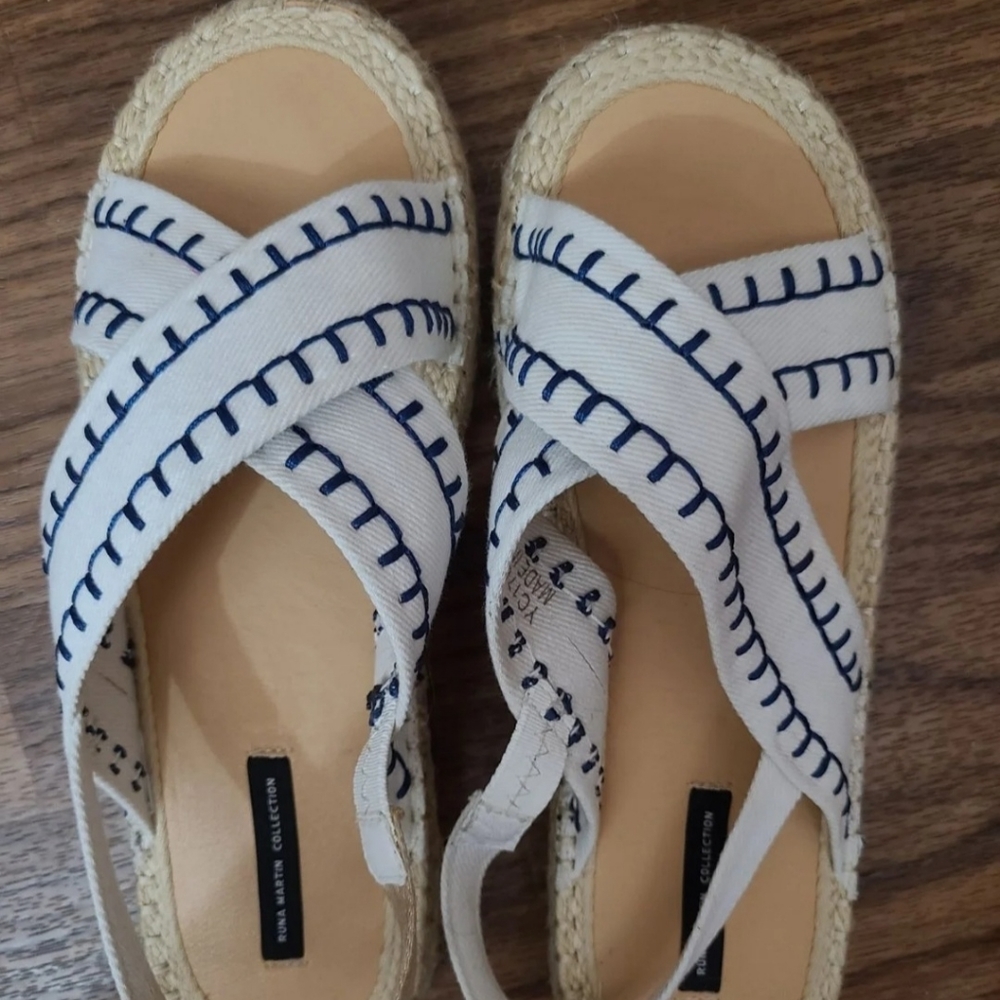 Espadrille sandals